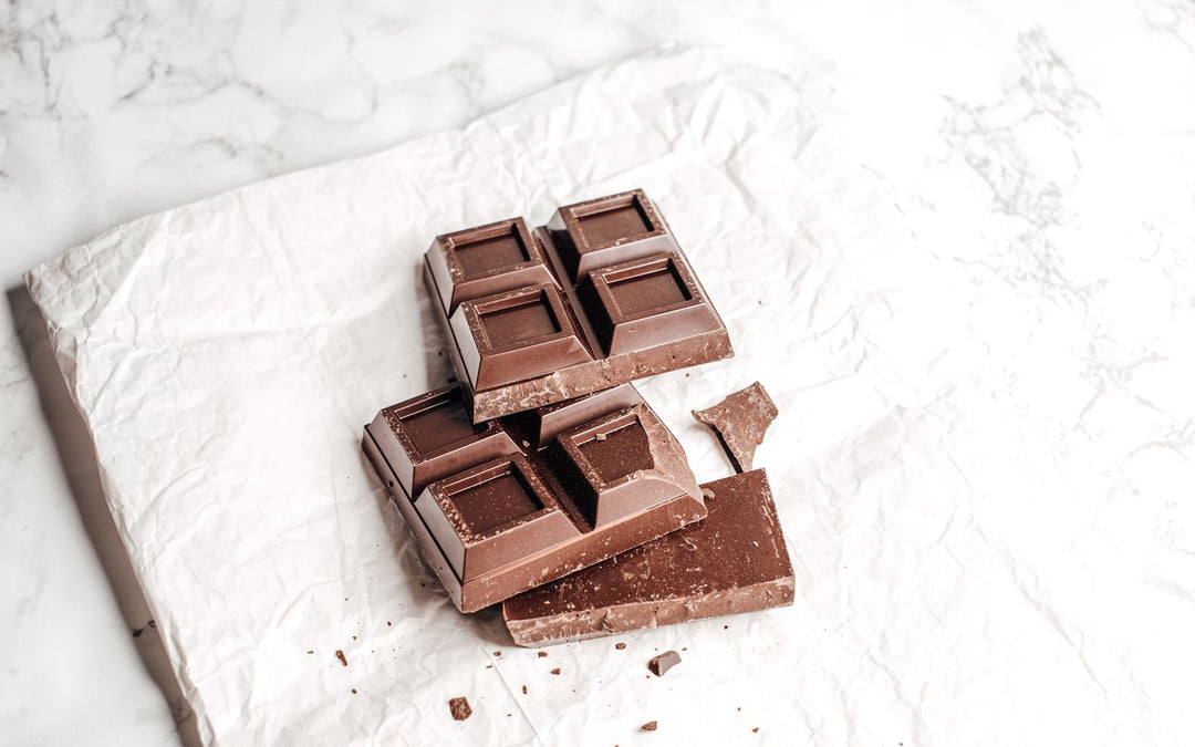 Tablette de chocolat noir, aliment riche en magnésium